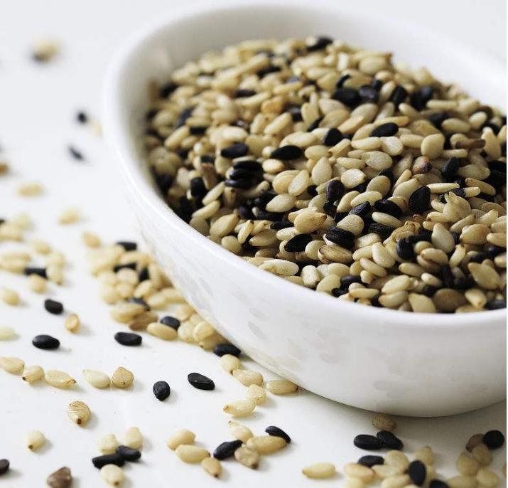 女性皮肤干燥怎么办,推荐几个食疗方法解决皮肤干燥问题