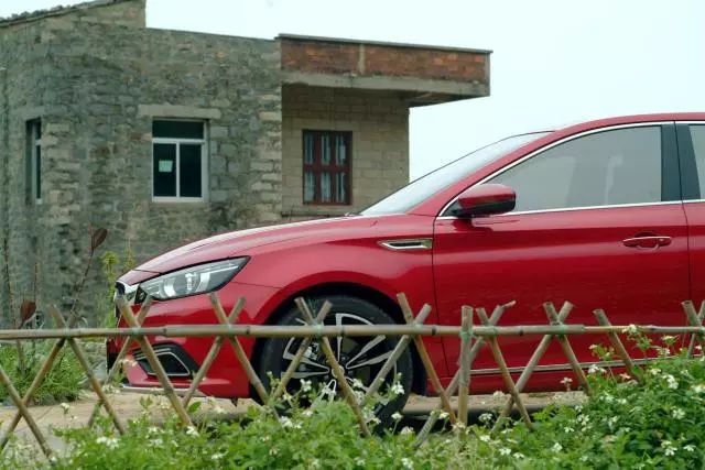 无时无刻的挑逗，令人安心的可靠，是什么让葫芦侠欲罢不能？