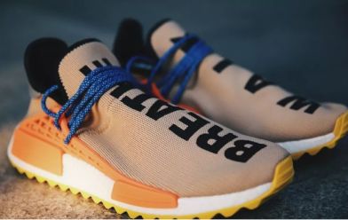 黄毅清开什么车,黄毅清金钱豹