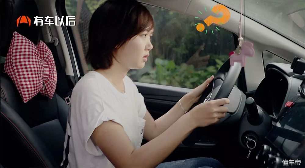 汽车钥匙拧不动怎么打着火,汽车钥匙拧不动拔不出来了怎么办