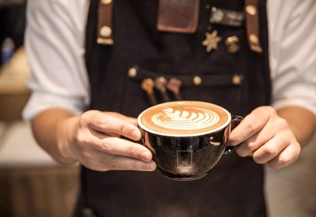 深更咖啡爱抚，我就让你睡不着哈哈！