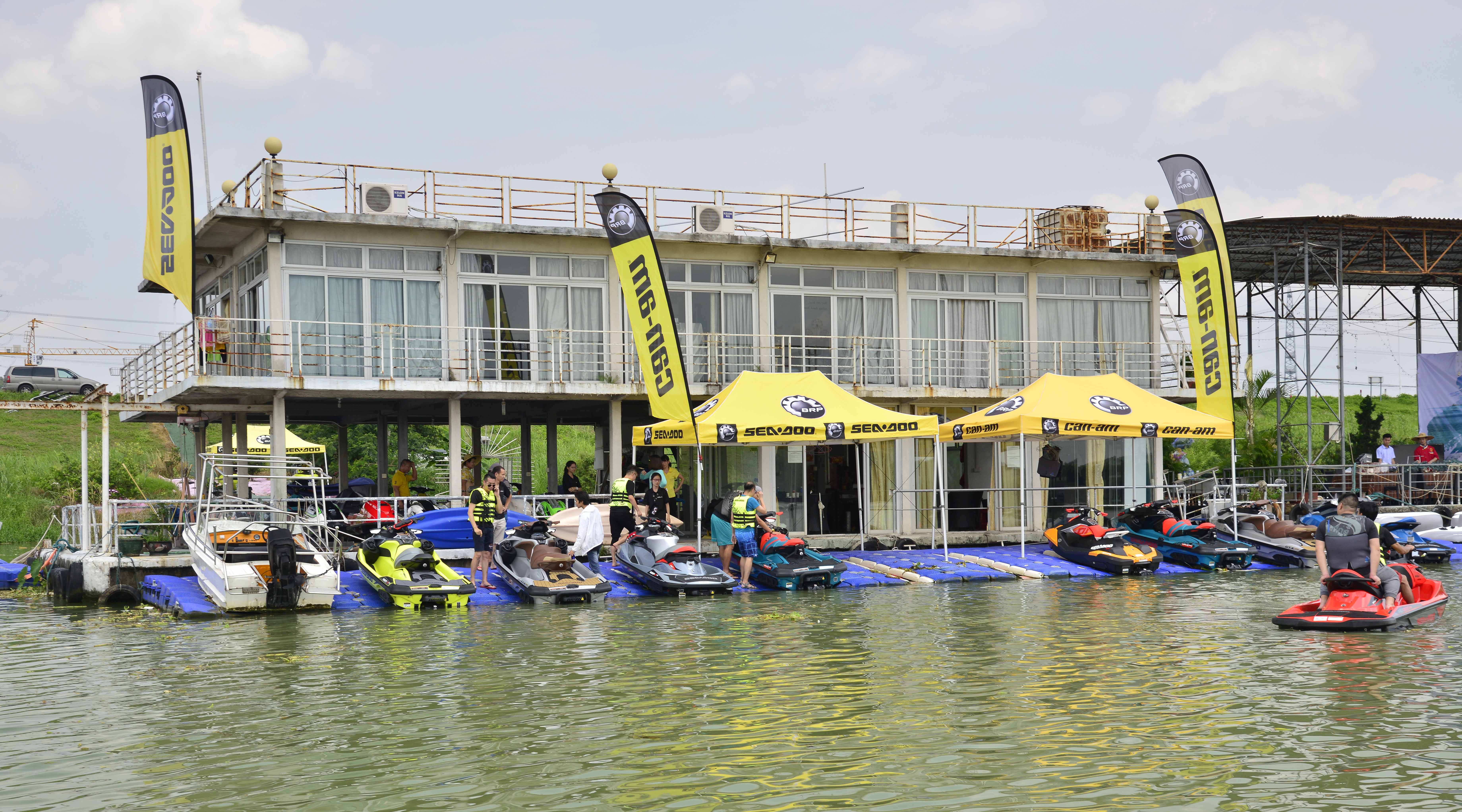 第一次体验海上摩托艇,真实的水上摩托艇