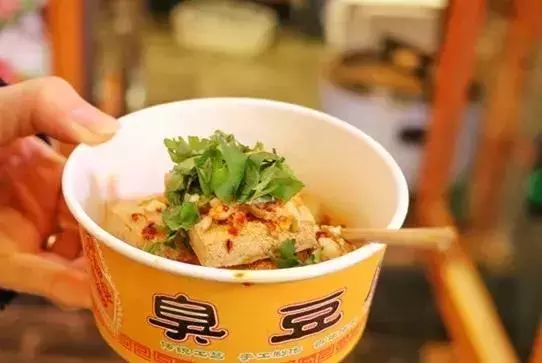 你们不就想知道“歹街”有什么店吗？统统都告诉你！（最全版颇费流量）