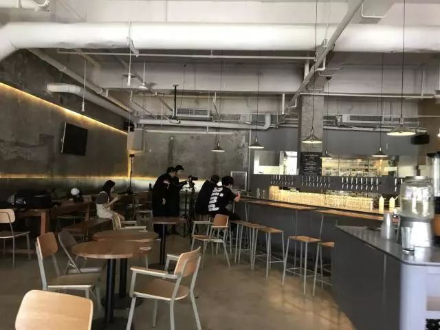 想和昕小薇一样成为专业时尚编辑么？昕小薇“三部曲”时尚编辑入门课来啦！