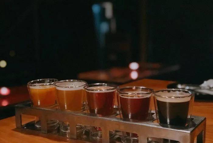 世界杯看球攻略图,又能看世界杯又能喝酒的地方