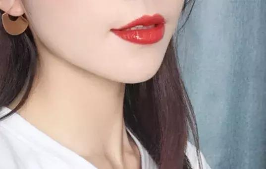 整形好看的唇,化妆唇部整形