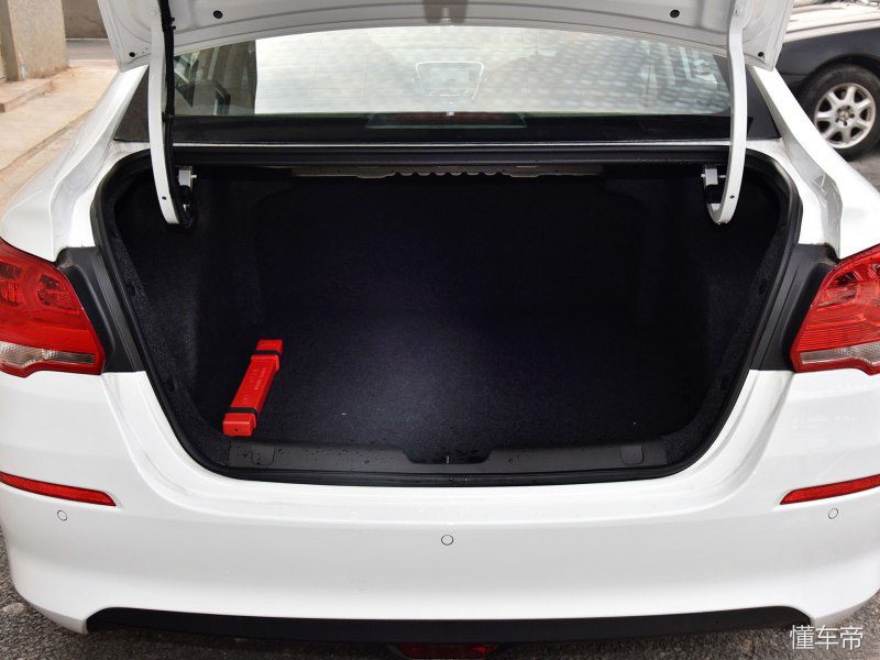 科鲁兹老款几千块钱,经典科鲁兹和凯越