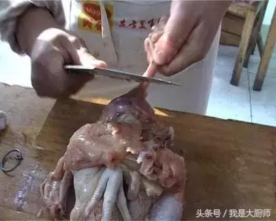 如何去鸡爪鸡骨最简单,大厨秘制凤爪做法