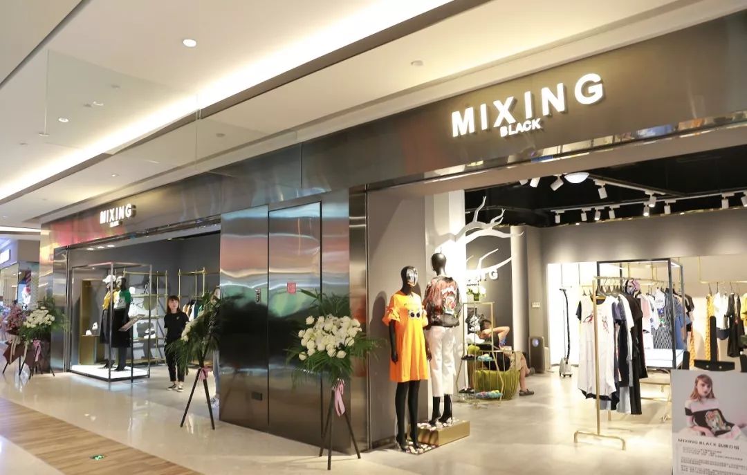 300张图片拼图,成都悠方可口可乐