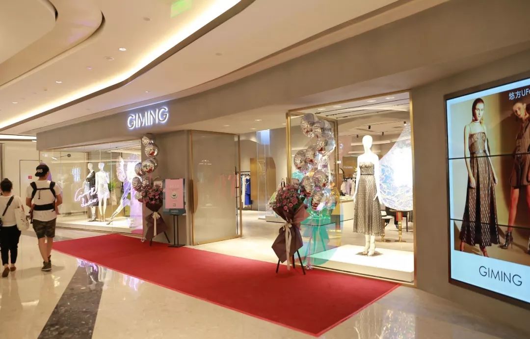 300张图片拼图,成都悠方可口可乐