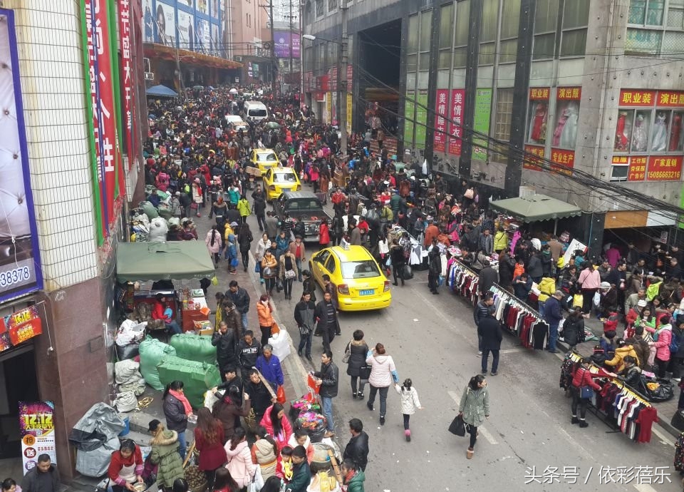 1688服装厂家批发货源,做服装批发怎么找厂家货源