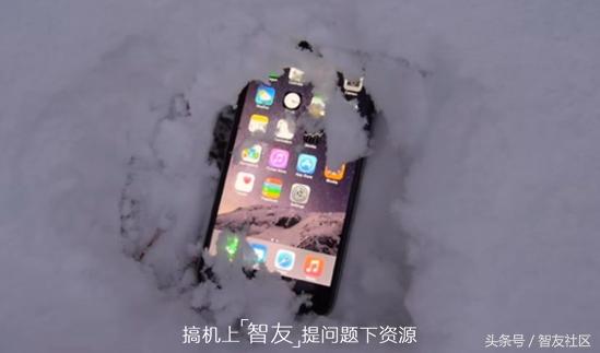 为什么低温手机会自动关机,手机在高温的情况下会自动关机吗