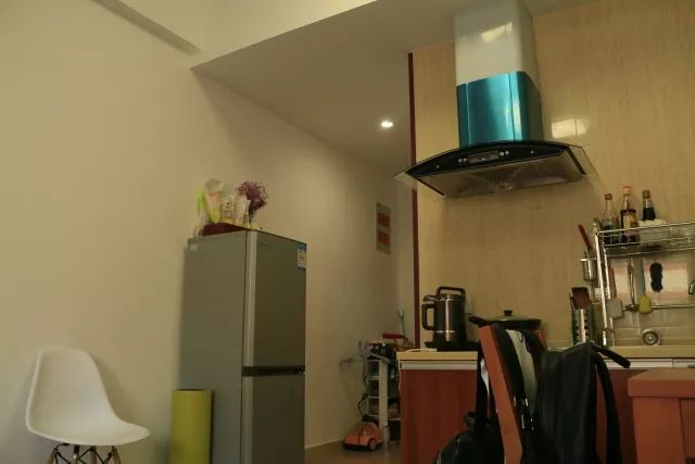 月租不到1500元公寓,没钱却租高端公寓