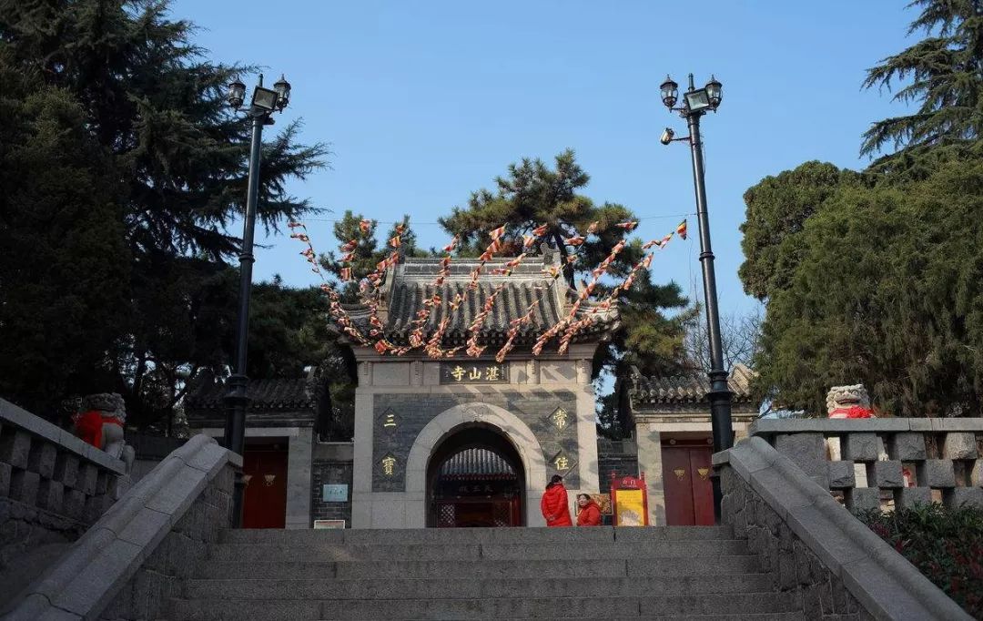 当你一无所有的时候谁会陪着你,当你一无所有的时候谁还会陪着你