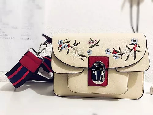 适合职场的包包平价百搭,平价包包推荐小众品牌