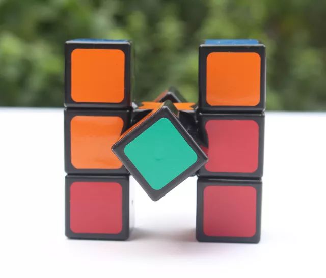 高级魔方怎么玩,趣味调查团只有一层的魔方怎么玩