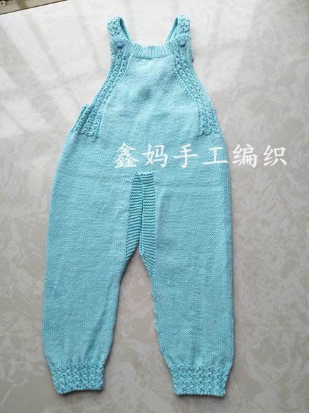 铜钱花背带裤,简单大方铜钱花宝宝开裆裤编织