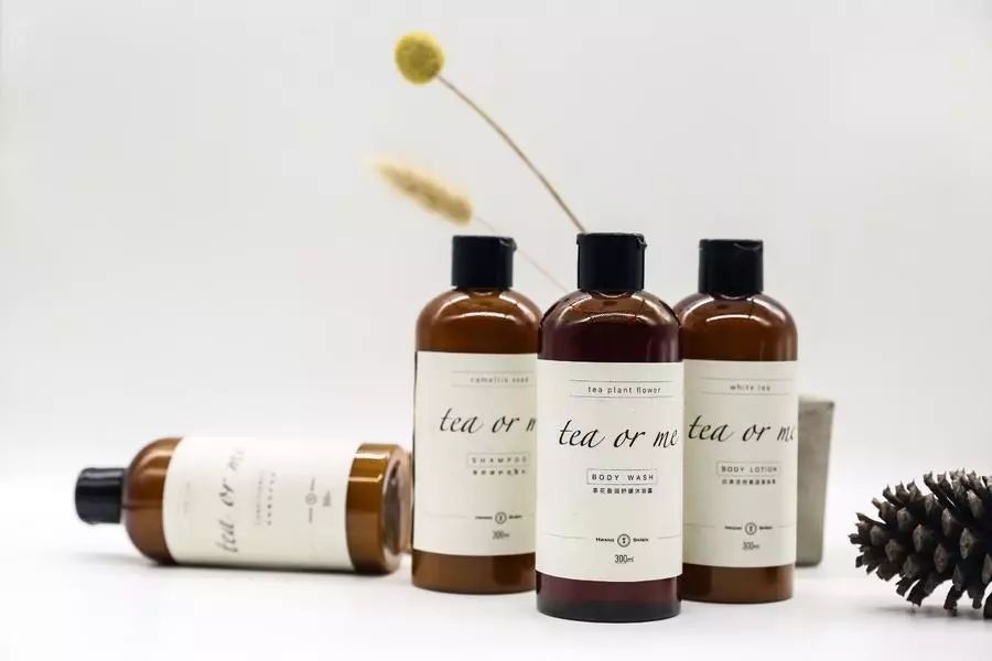 他卖掉所有家当回国创业，做洗护用品，竟引来网红民宿排队打call