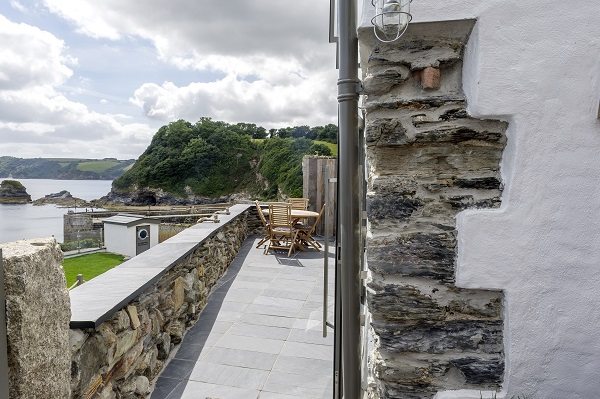 新房子墙面出现盐霜怎么办,墙面盐霜怎么处理