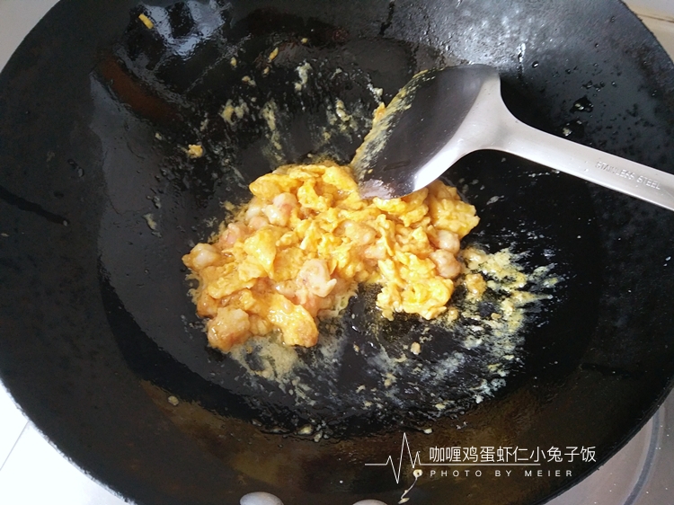 六一儿童节，陪孩子做一个卡通饭团，这是孩子最好的礼物和回忆