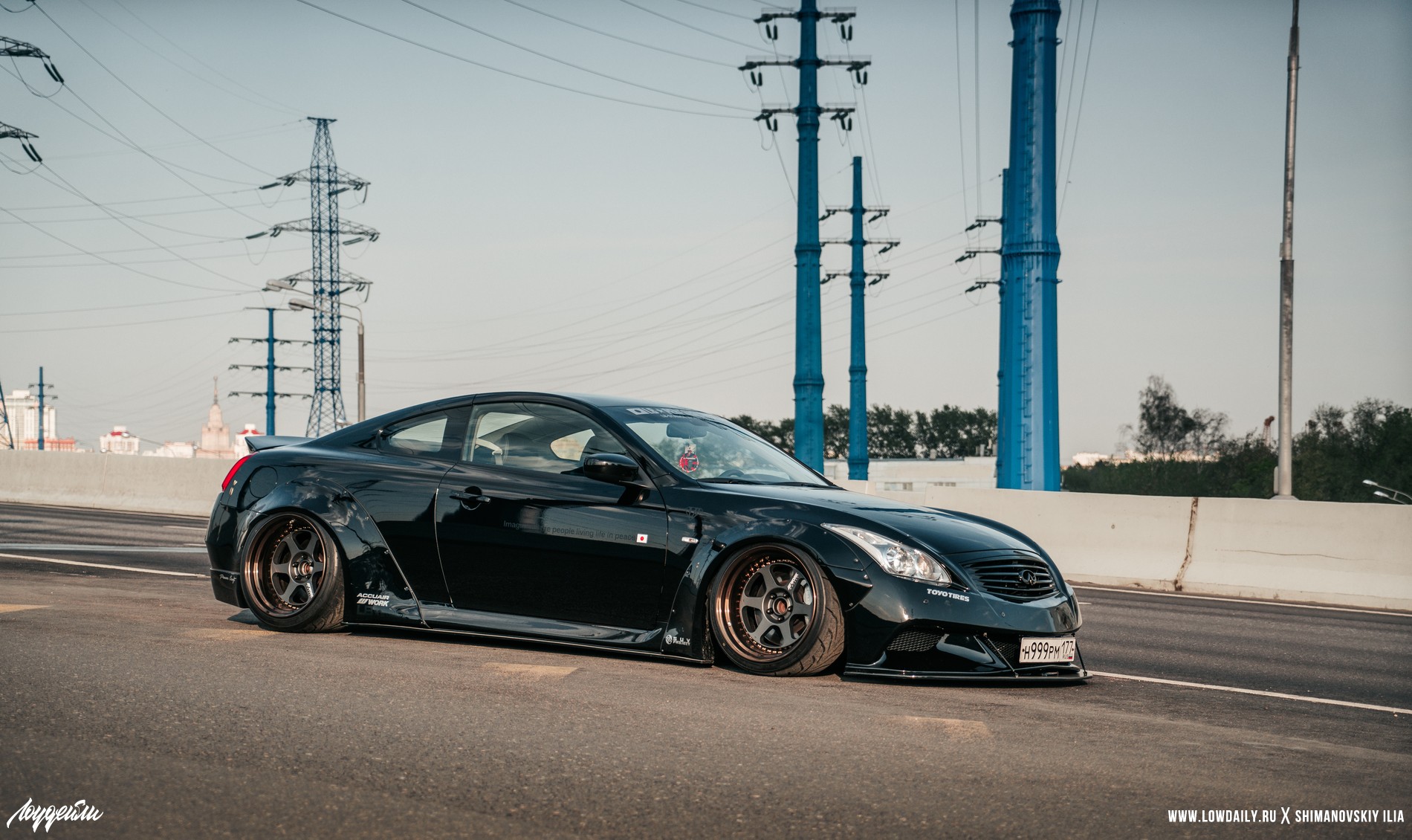 英菲尼迪g37小改,英菲尼迪g37升级高清屏幕