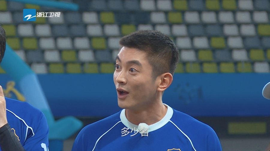 奔跑足球菲戈,世界足球先生菲戈和范志毅