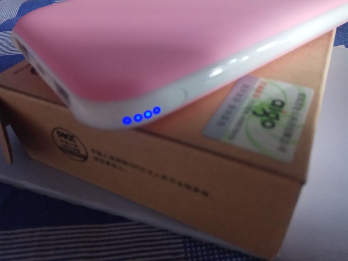 爱国者充电宝a10s测评,爱国者tf100是快充充电宝吗