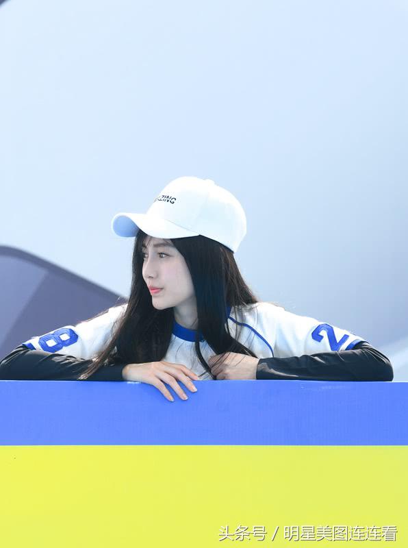 奔跑吧第八期baby变公主完整版,baby奔跑吧造型双马尾