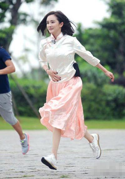 奔跑吧兄弟杨幂在哪一季哪一期,奔跑吧第二季第八期杨幂郑恺