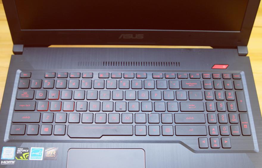 华硕飞行堡垒fx63v装nvme固态,飞行堡垒fx63vm1050ti