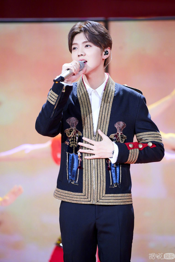 如何成为一名创作歌曲人,怎么成为一名歌曲作词人