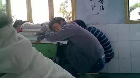 开车犯困用什么东西最有效果,开车犯困常备这几样