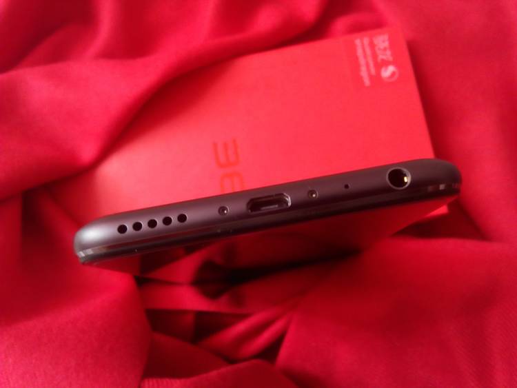 带拍照功能的游戏,手机除游戏拍照还有什么刚需性能