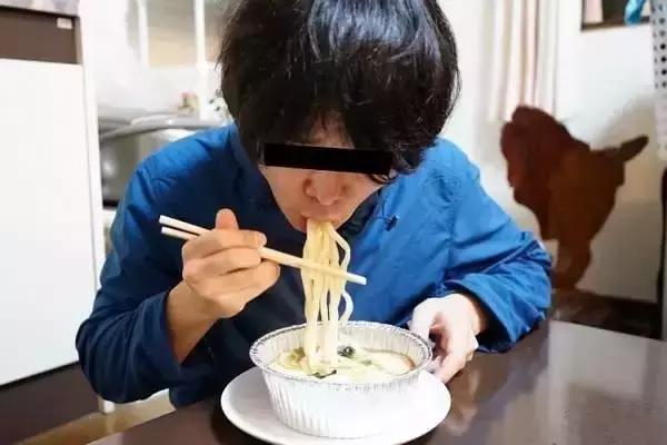 岛国真会玩——自制吹气娃娃,真是寂寞如雪啊!