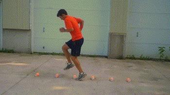 维维足球头球教学视频,维维体能训练方法图解