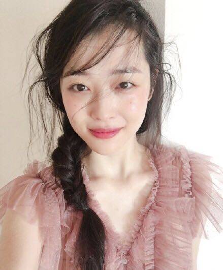 崔雪莉梦里花,蒋梦婕崔雪莉谁更白