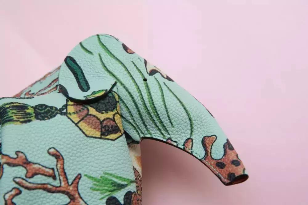 loewe同款包,loewe小象包能装吗