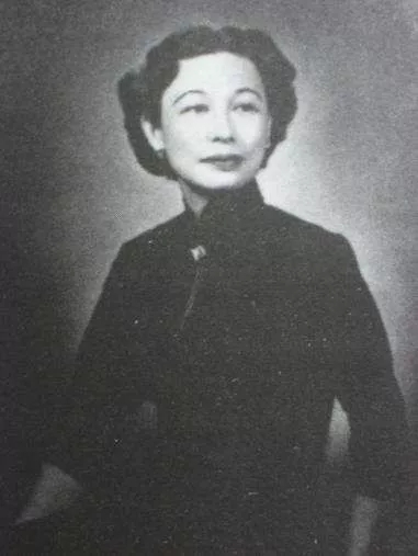 丈夫弃旧怜新,家财散尽,这个风骨美人把薄情岁月活出了深情