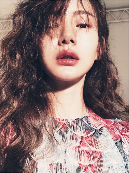 戚薇改版,戚薇变脸抖音