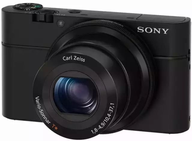 索尼黑卡8000值不值,全球限量1000黑卡