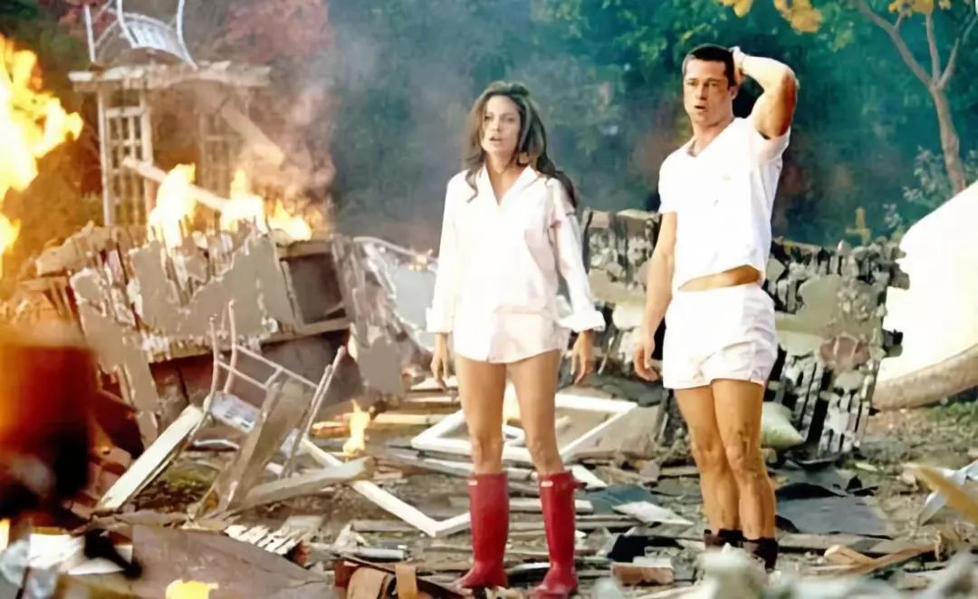 穿上雨鞋,下雨天穿雨鞋防水又好看时尚