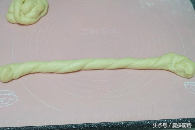 据说这个面包的原配方价值四千元，现在不花钱就能学到，快收藏！