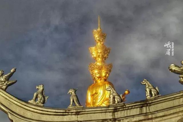 带着女生去峨眉山,带着女友穷游