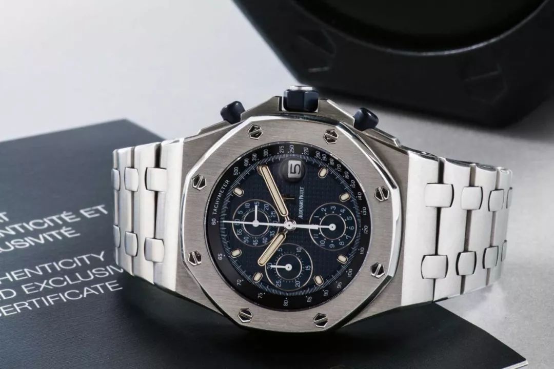 爱彼一年生产多少支腕表,世界名表前十名手表爱彼