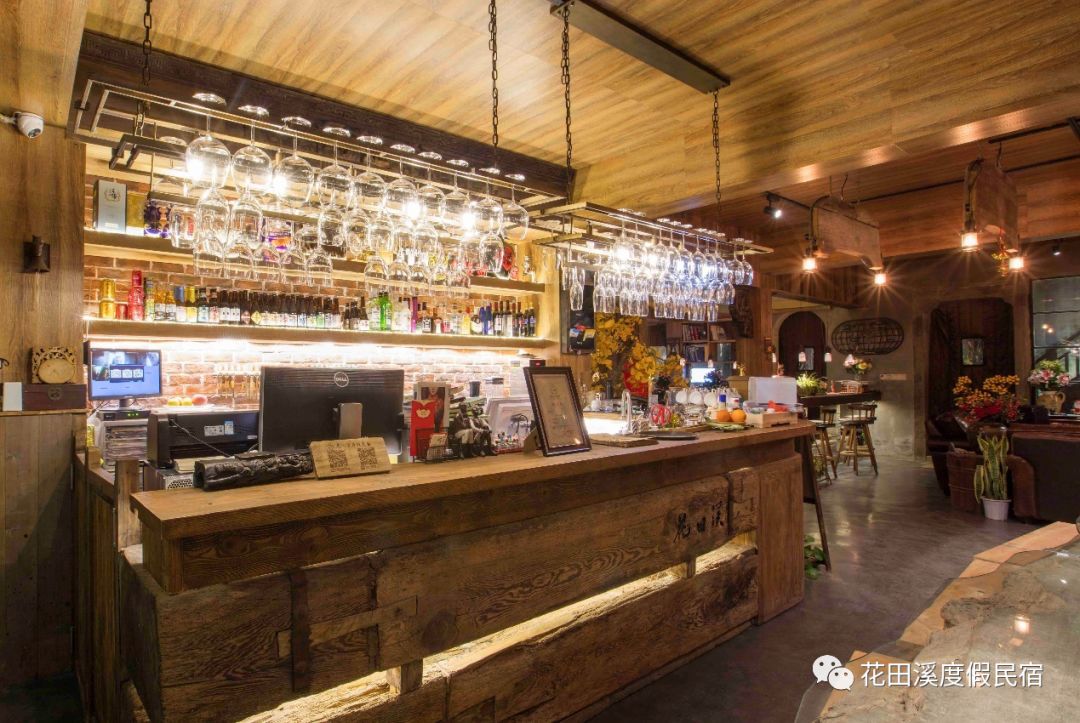 啤酒、美食配球友，花田溪“世界杯狂欢轰趴节”即将火热来袭！