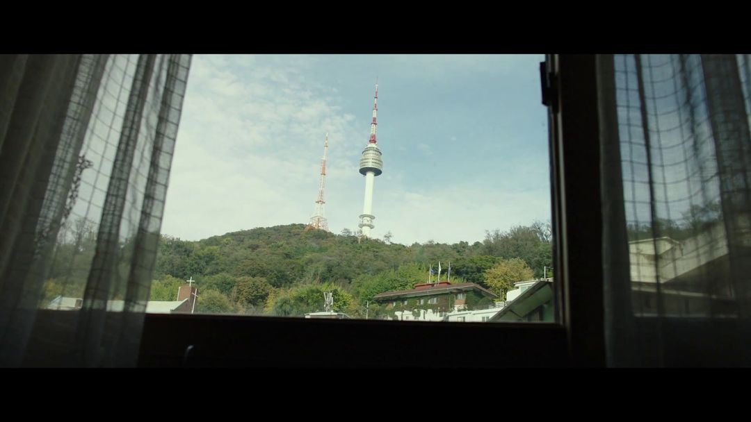 李沧东改编村上春树的《燃烧》，细思恐极的隐喻和谜团全为你破解