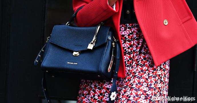 mk杨幂同款介绍,杨幂mk经典款