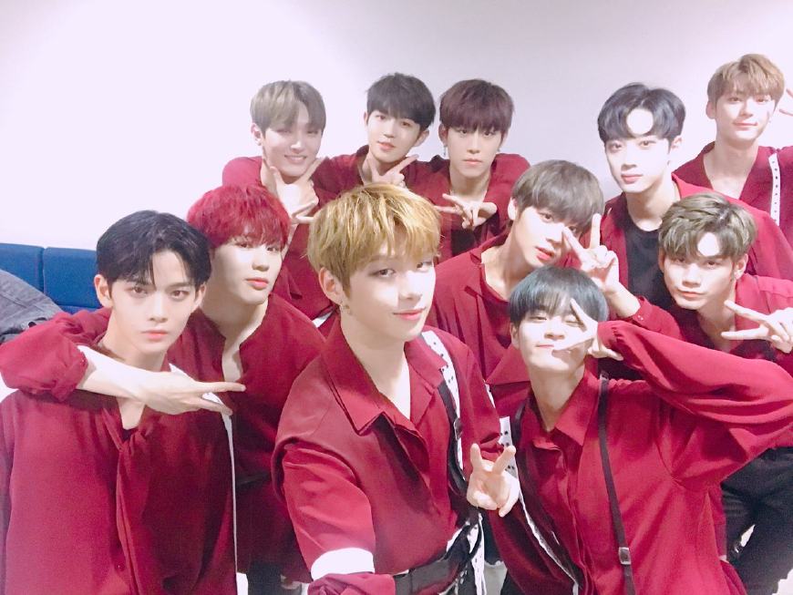 粉丝买了103张专辑,wannaone粉丝