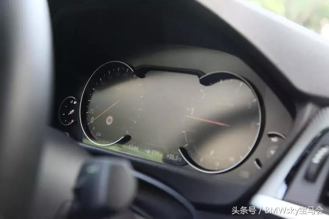 2020款宝马330i曜夜版百公里实测,2020款宝马330im曜夜版落地价
