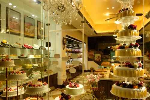 一个蛋糕店一个月利润多少,现在的蛋糕店利润真的有那么大吗